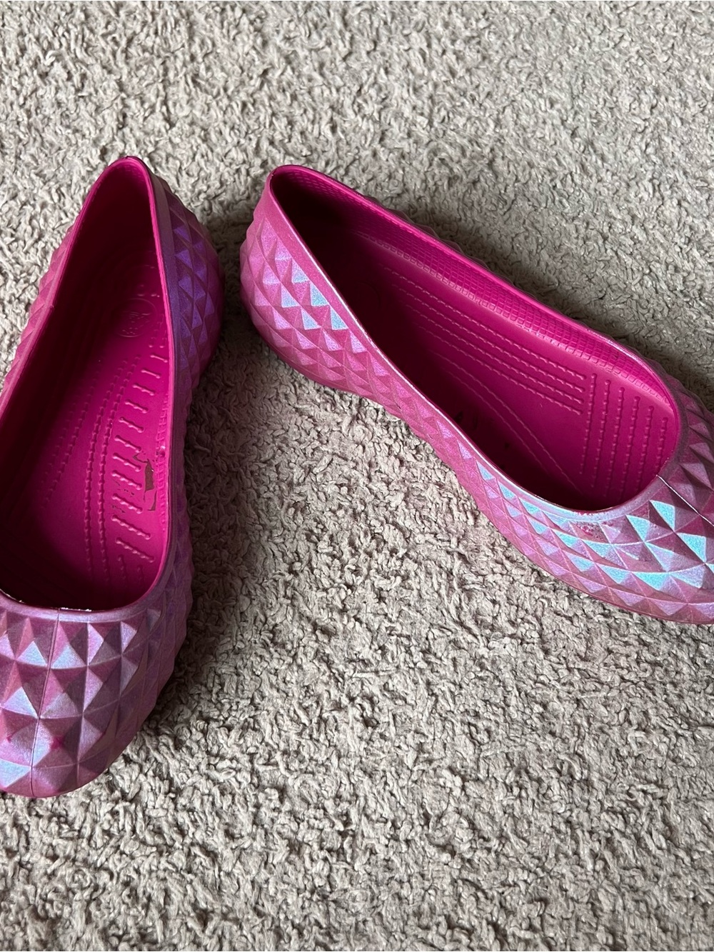 Crocs Women's Pink Iridescent Textured Ballet Flats Size 8